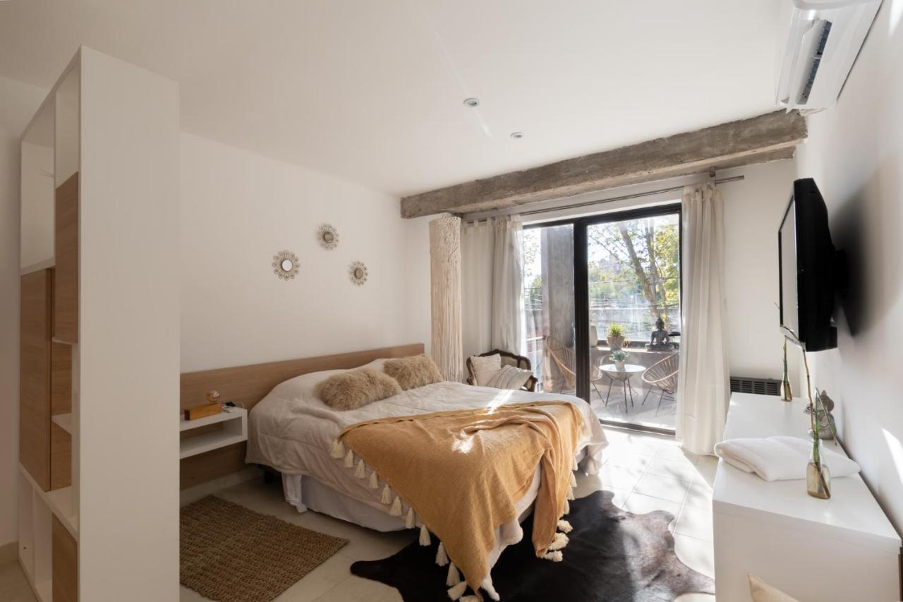 Cbmona Suites บียาเมอร์เซเดส ภายนอก รูปภาพ