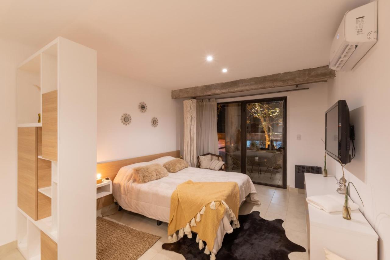 Cbmona Suites บียาเมอร์เซเดส ภายนอก รูปภาพ