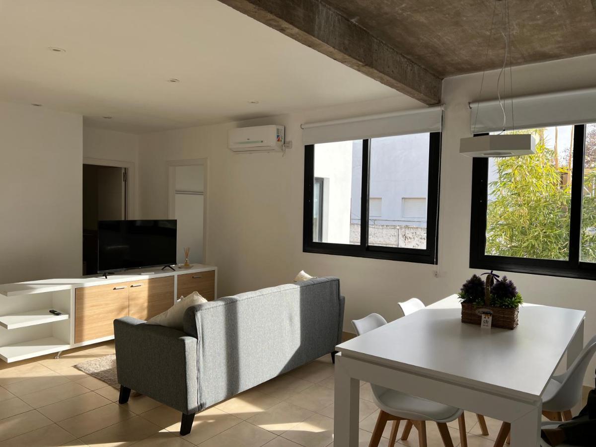 Cbmona Suites บียาเมอร์เซเดส ภายนอก รูปภาพ