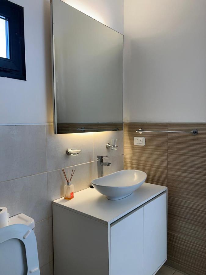 Cbmona Suites บียาเมอร์เซเดส ภายนอก รูปภาพ